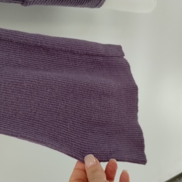 Simply Vera Vera Wang faux double blouse size small purple w white long sleeve - Picture 4 of 8